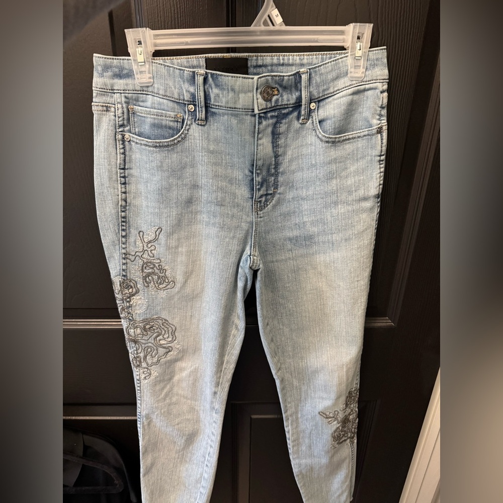 WHBM beaded embroidered high rise jeans 4